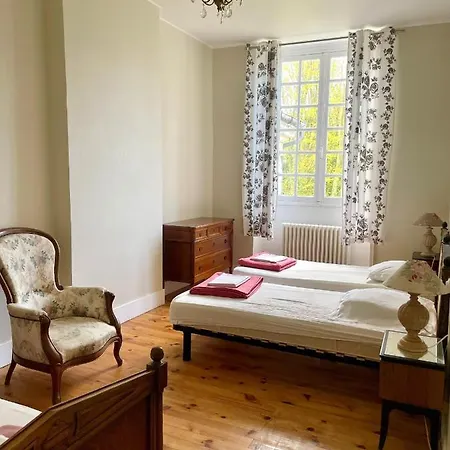 Grand Pour 28 Personnes Dans Un Chateau En Normandie Villa Beuzevillette